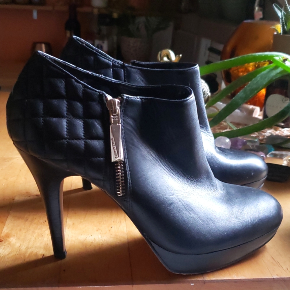 Vince Camuto Pumps